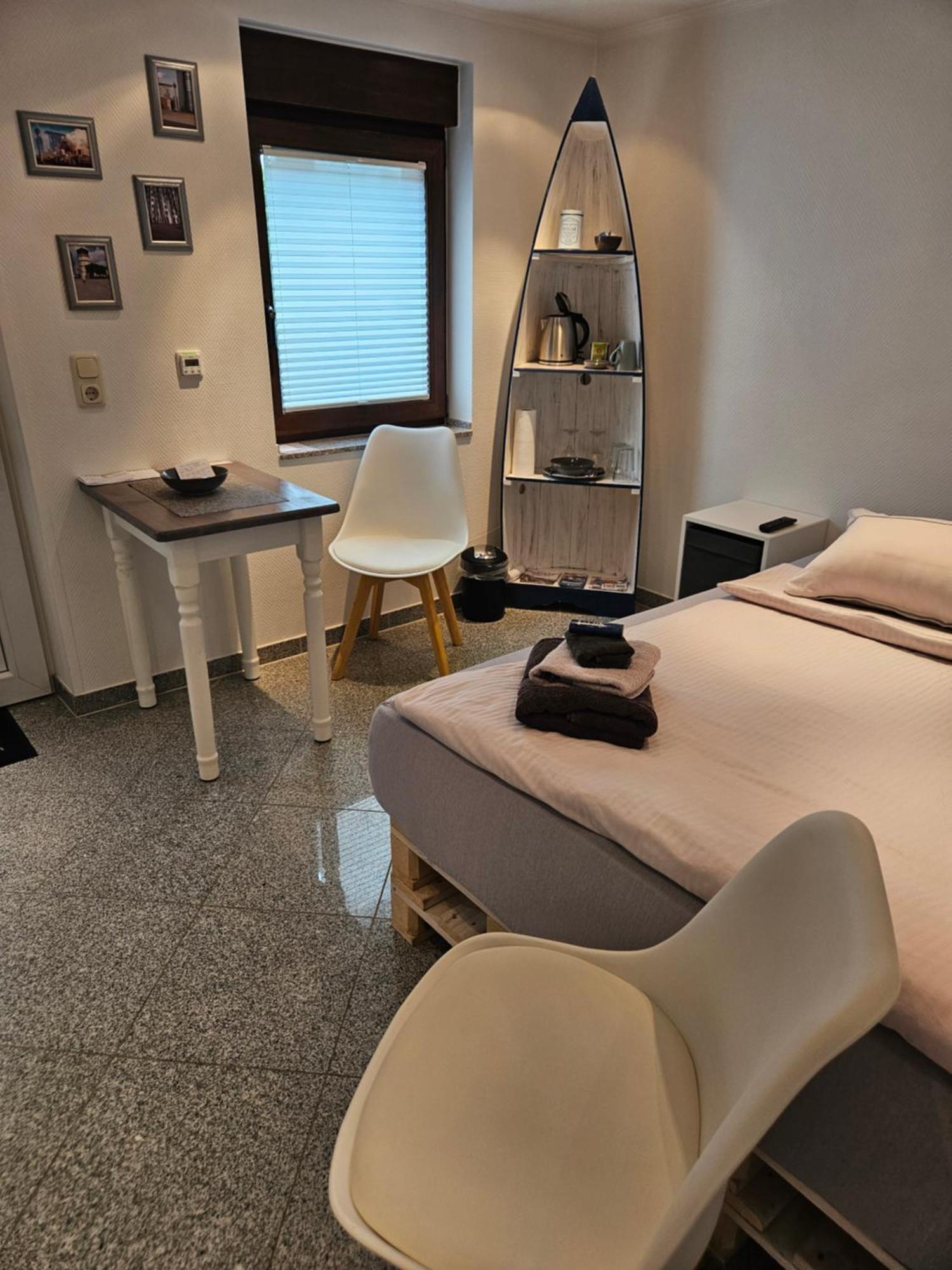 Standardzimmer Nahe Messe Und Airport ดุสเซลดอร์ฟ ภายนอก รูปภาพ
